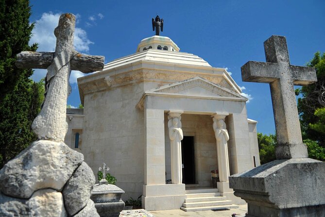 2 Hrs Guided Tour to CAVTAT a Small Place for Great Art - Meeting Point Information