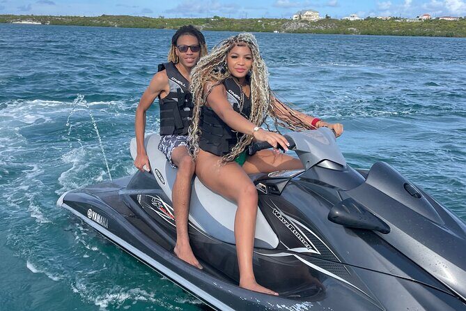 2 in 1 Clear Kayak Photoshoot and Jetski Rental Bundle Package - What’s Included and Whats Not