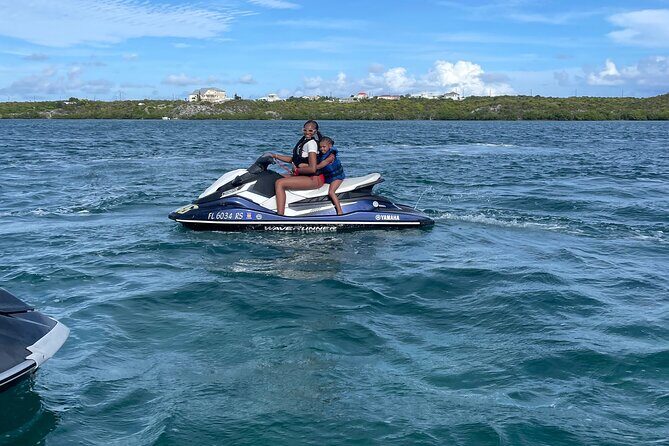 2 in 1 Clear Kayak Photoshoot and Jetski Rental Bundle Package - Who Should Consider This Tour?