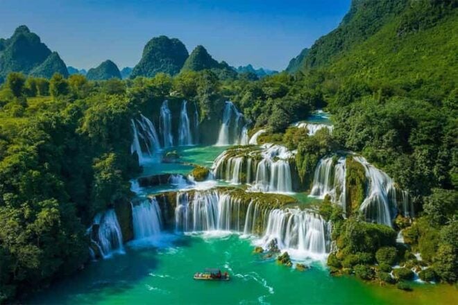 2-Night 1-Day Explore Ban Gioc Waterfall - Nguom Ngao Cave - Day 1: Exploration