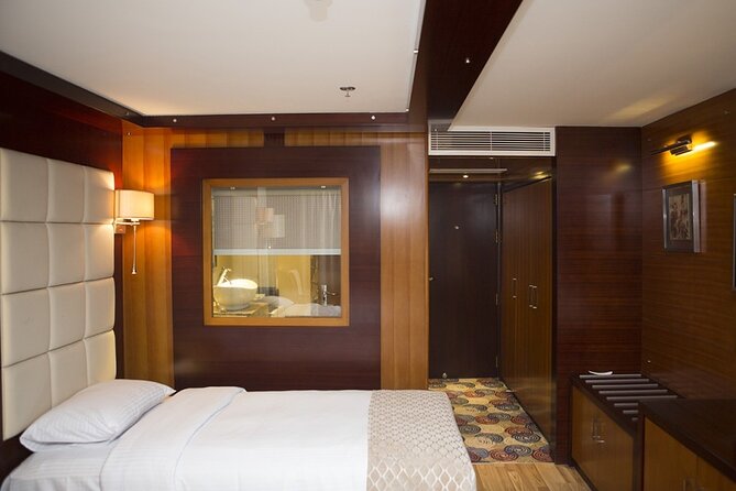 2 Night Nile Cruise From Luxor to Aswan - Onboard Accommodation and Dining