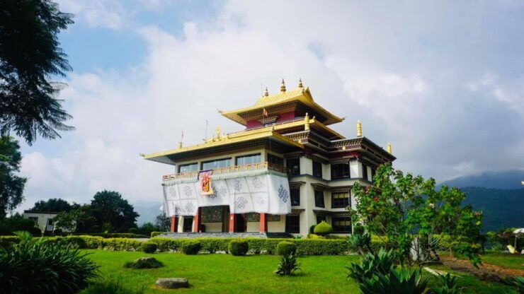 2 Nights Monastery Stay With A Day Hike - Experience Highlights