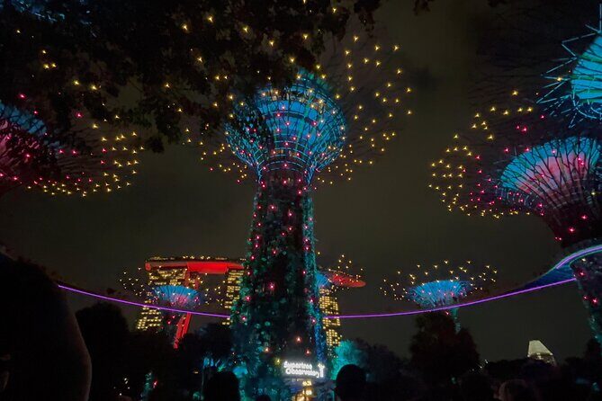 2 Pax Bundle Singapore River Cruise and Stunning Light Shows - FAQ