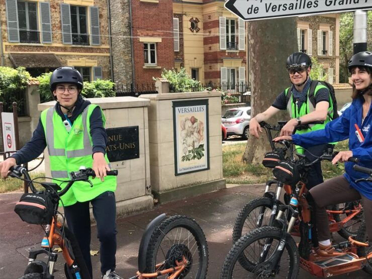 2 Wheel Electric Tour Street Art in Versailles - Tour Details