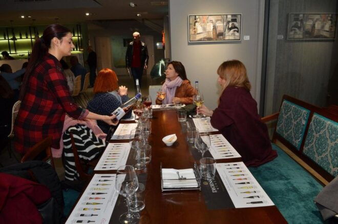 2 Wineries Tour With Wine Tasting, Olive Oil Tasting & Lunch - Highlight Experiences