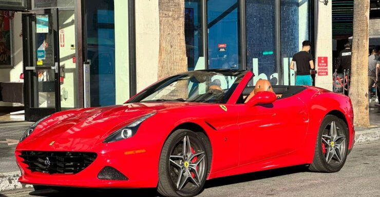 20 Min Ferrari Driving Tour in Hollywood - Experience Inclusions