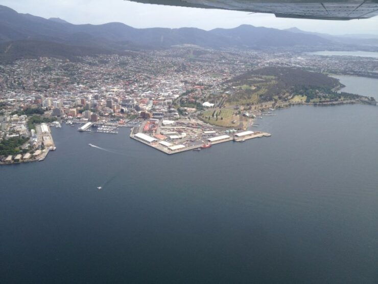 20 Minute Scenic Hobart Plane Flight - Experience Highlights