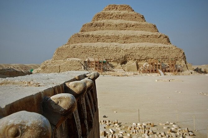 21 Pyramids Tour in Giza,Sakkara and Memphis Day Tour With an Egyptologist - Inclusions and Exclusions