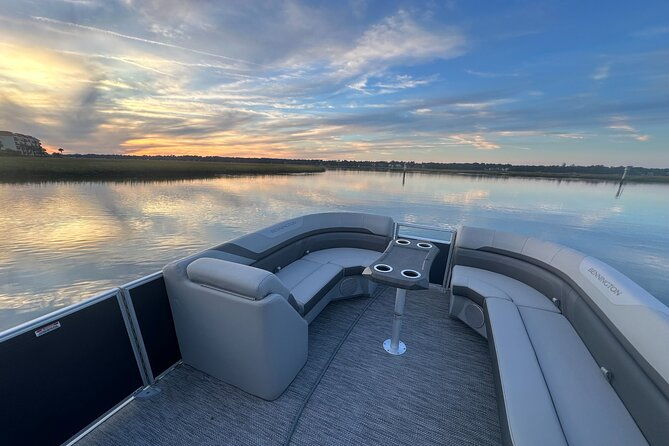 22 ft. Luxury Pontoon Private Hilton Head Boat Rental for 2 Hours - The Sum Up