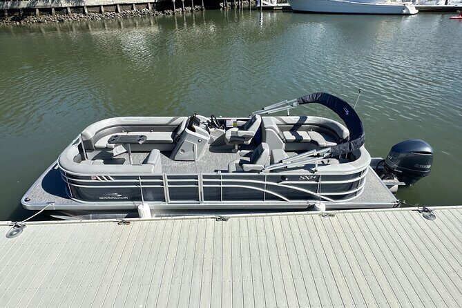22 ft. Luxury Pontoon Private Hilton Head Boat Rental for 3 Hours - Good To Know