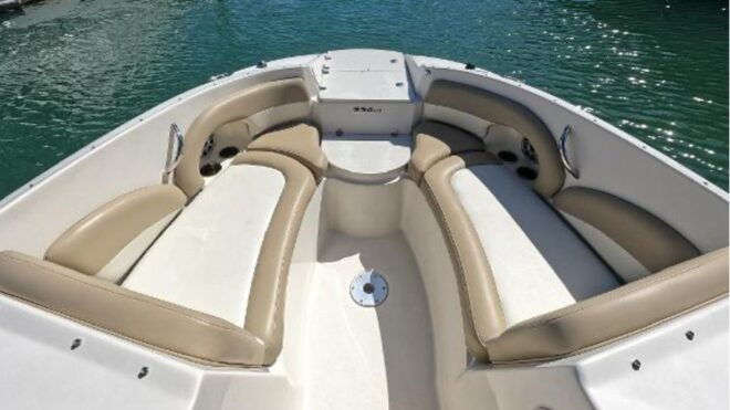 24 Ft Boat for 8 People, Celebrities Home, Islands, Sandbar - Exploring Celebrity Homes and Islands