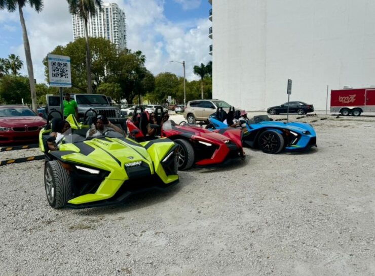 24 Hour Slingshot Rental Miami - Rental Details