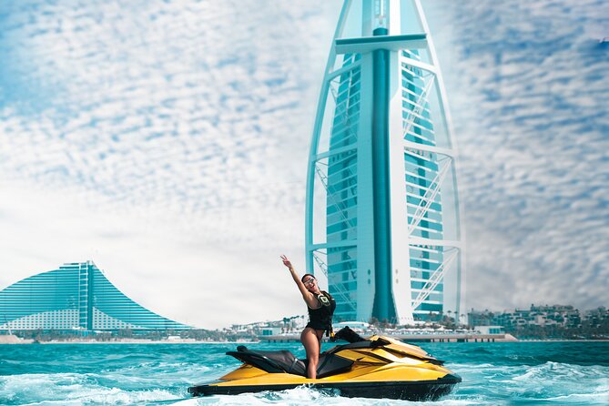 24 Karat Gold Jet Ski Adventure With Burj Khalifa View - Meeting and Pickup Information