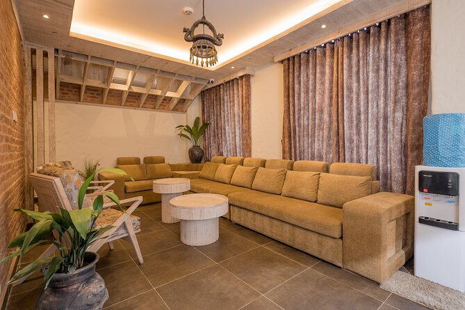 25 Days 300 Hours Advanced Yoga Teacher Training in Nepal - Location and Accommodation