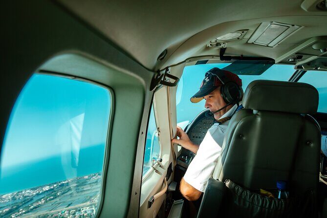 25-Minutes Sightseeing Seaplane Over Halong Bay from the Sky - What the Reviewers Say