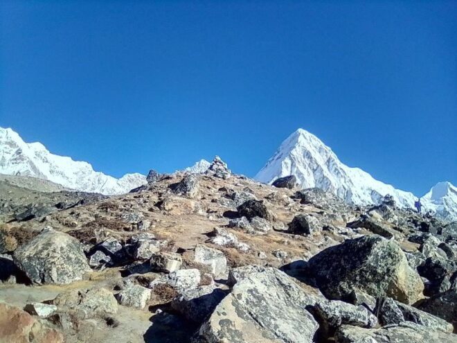 25 Night 26 Days: Everest Trek,Mera and Island Peak Climbing - Trek to Chalen Khark via Pangkongma and Nargin Dingma