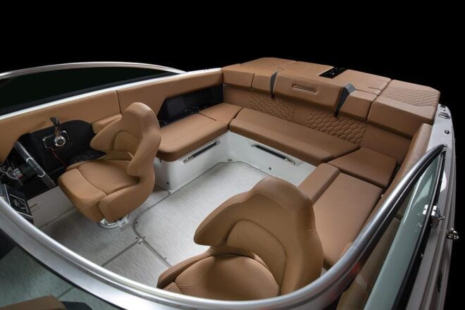 2,5hrs Limo-Bowrider Boat Tour & Swimming at Comacina Island - What to Bring