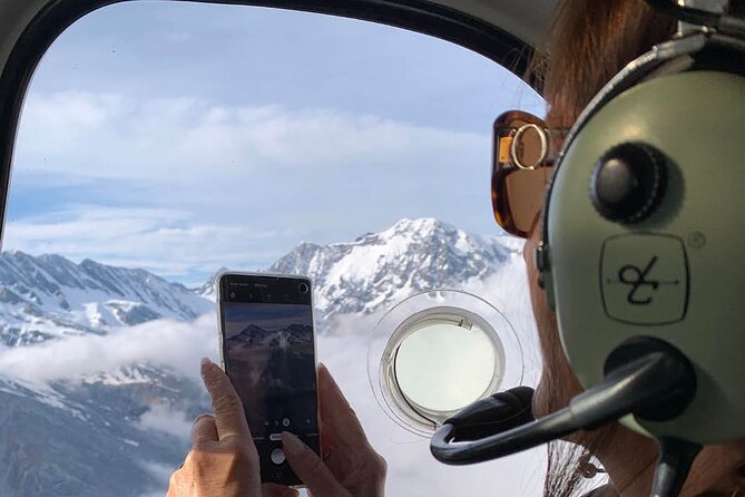25mins Private Helicopter Flight in Franz Josef With Snow Landing - Highlights and Sightseeing