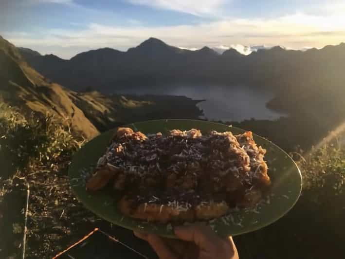 2d/1n Senaru Crater Rim Trek Join With a Group Tour - Detailed Itinerary