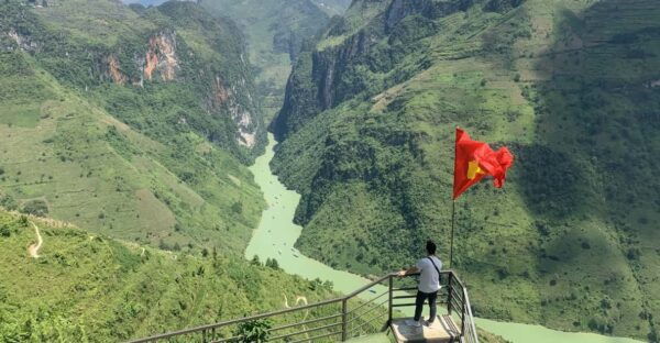 2D1N AUTHENTIC Ha Giang Loop Motorbike Tour With Easy Rider - Booking and Pricing Details