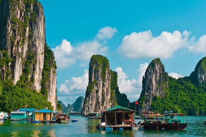 2D1N Bai Tu Long Bay Adventure on 4 Star Cruise - An In-Depth Look at the Bai Tu Long Bay 2D1N Cruise Experience