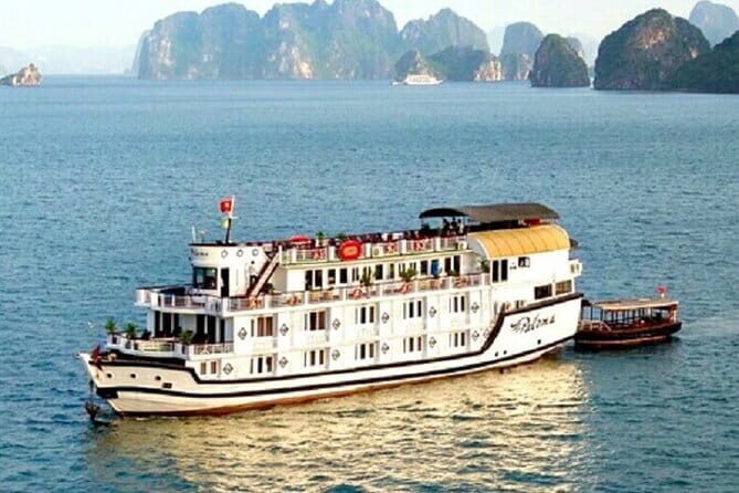 2D1N Bai Tu Long Bay cruises - An In-Depth Look at the Itinerary and Experience