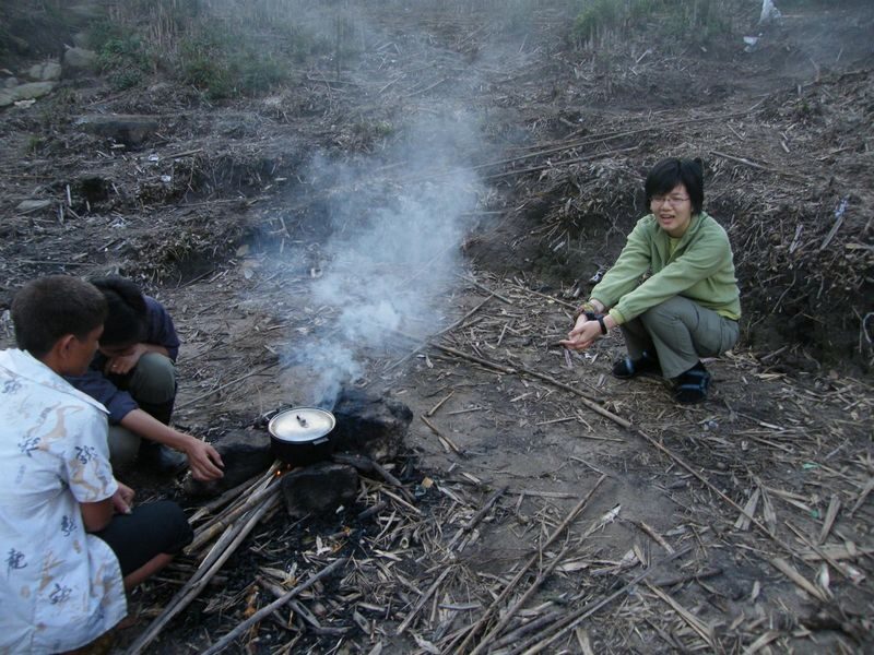 2D1N Fansipan Mountain Trek with Camping from Sapa - Day one: Ton Station to the forest base