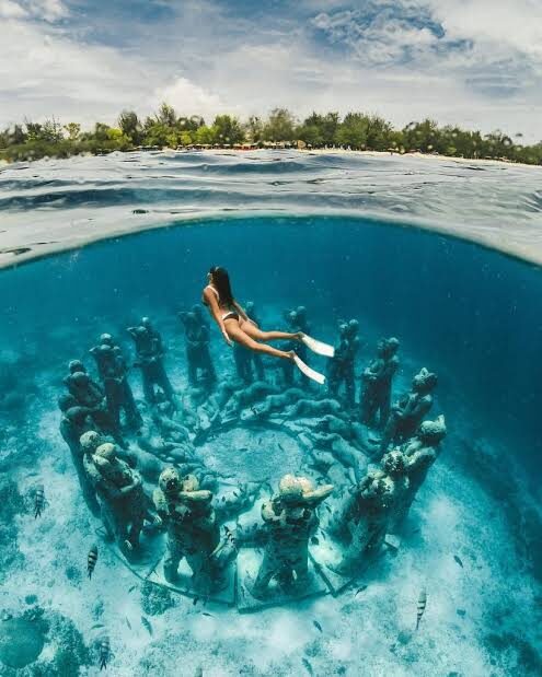 2D1N Gili Trawangan Trip From Bali (Includes Accommodation And Boat Transfer) - Who should book this Gili Trawangan package?
