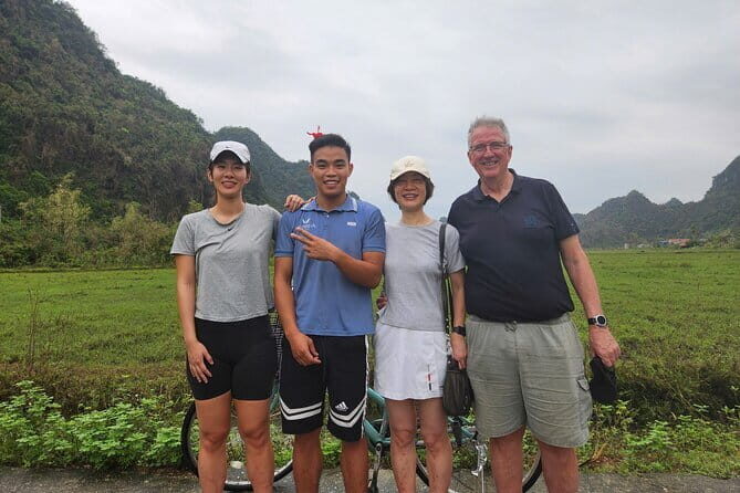 2D1N in less tourist area cruise with 5-10 pax, kayaking, biking - A Genuine Look at the 2D1N Lan Ha Bay Cruise Experience