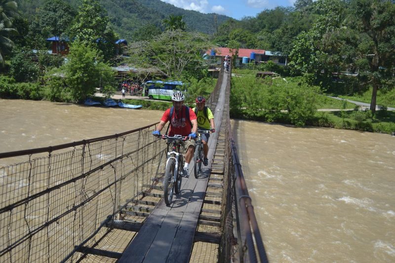 2D1N Mountain Biking Adventure and Kiulu Rafting in Kota Kinabalu - Key points before you book
