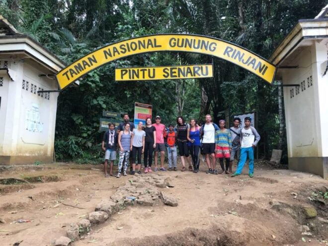 2D1N RINJANI SENARU CRATER RIM TREK - Activity Highlights