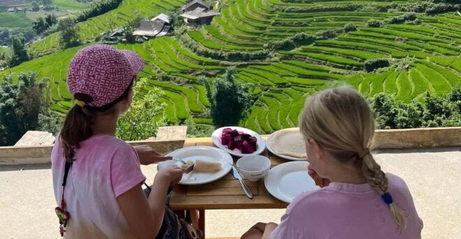 2D1N SAPA TREKKING AND STAY WITH MY FAMILY - Day 1 Activities