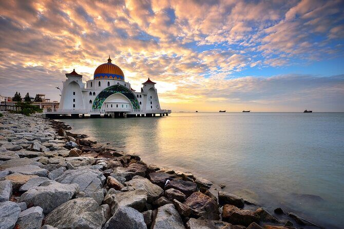 2D1N Tour from Singapore: Malacca Heritage & KL City Highlights - Price and Value