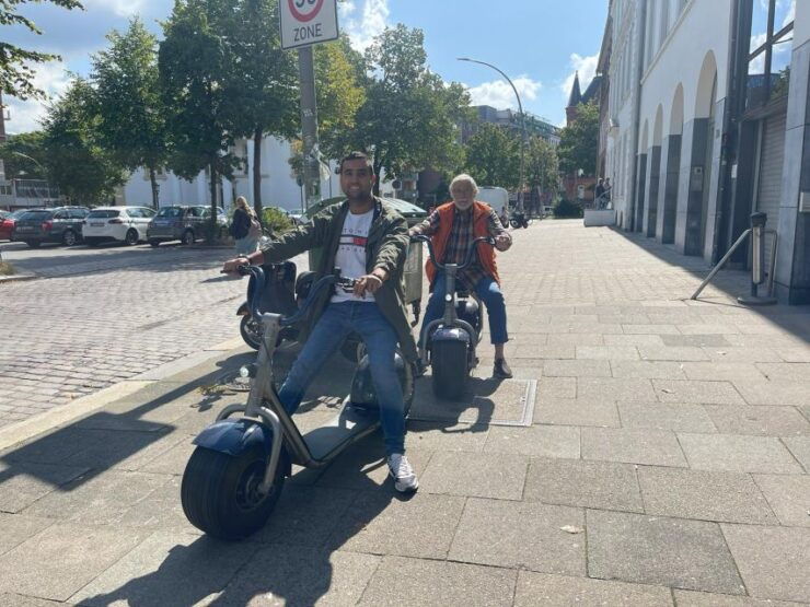 2H Hamburg E-scooter Tour - Tour Highlights