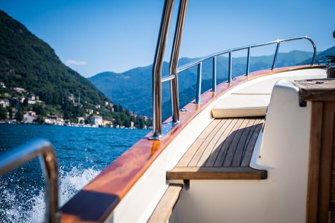 2H Private Cruise on a Beautiful Wooden Speedboat on Lake Como - Inclusions