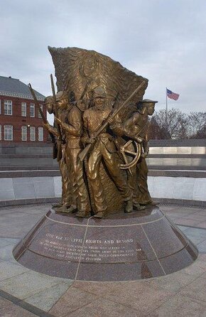 2H Private Guided Tour at the African American Civil War Museum and Memorial - Historical Insights