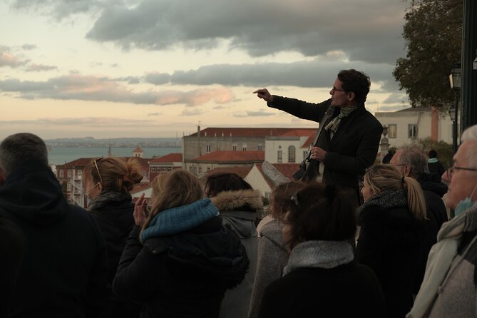 2H - Private Tour in Lisbon by Tuk-Tuk (Fluent French) - Tour Details