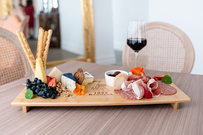 2h Wine Experience, Vineyard Walk, 6 Wines, Charcuterie Board - Meeting Point