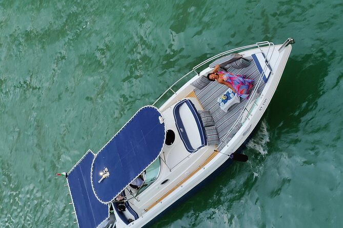 2Hours and 30Minute Private Boat Tour in Dubai - Tour Duration and Start Time