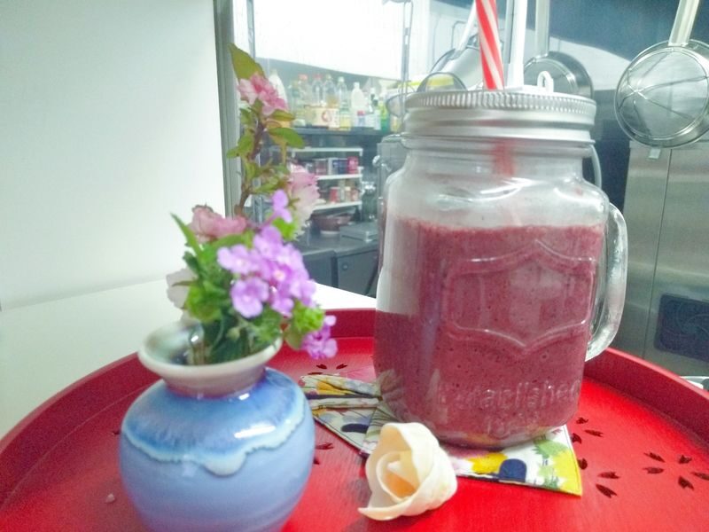 2N3D Meditation & Fasting Treatment Package - Day two: beach practice, a smoothie, and room to rest