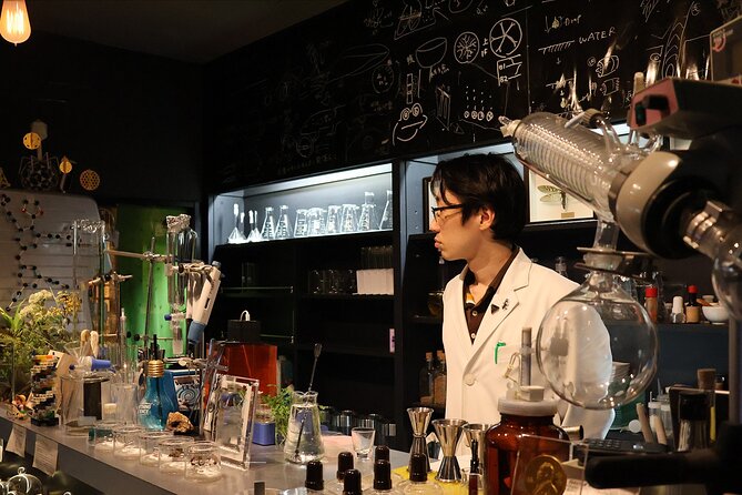 3 Bars and Foods Hopping Tour With Geisha at Araki Cho - Tour Highlights
