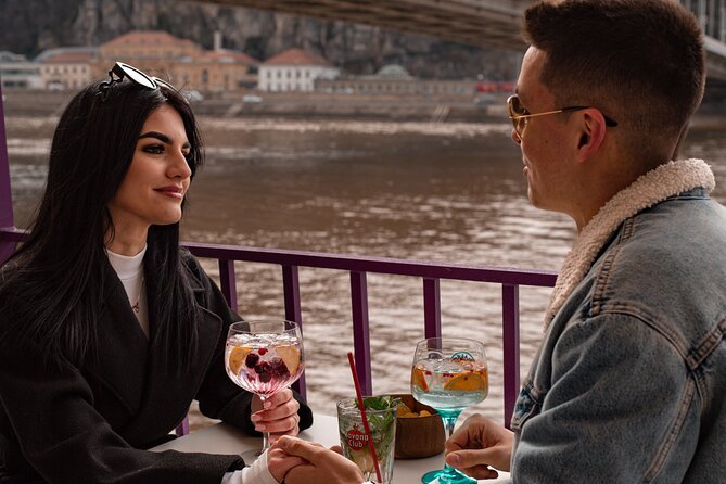 3 Cocktail Cruise Budapest - Sightseeing Experience