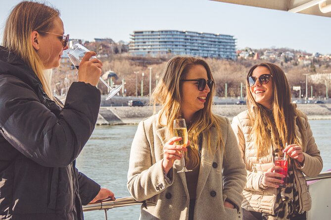 3 Cocktail Cruise Budapest - Cancellation Policy