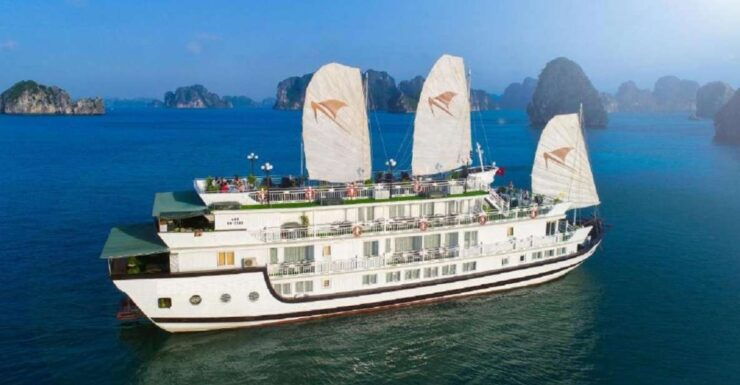 3 Day 2 Night Bai Tu Long Bay Luxury Junk - Duration and Availability