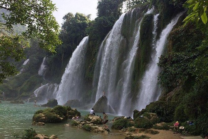 3-Day Ba Be Lake - Ban Gioc Waterfall Group Tour From Hanoi - Exploring Quang Uyens Traditions