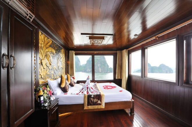 3-Day Bai Tu Long Bay Cruise, Cave, Kayaking, Swimming - Itinerary - Day 3