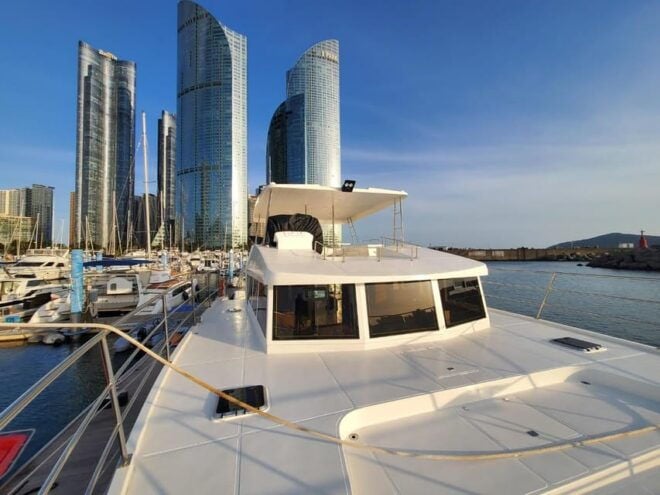 3 Day Busan Tour All Inclusive Hotel, Guide, Lunch and Coach - Group Size and Local Guide