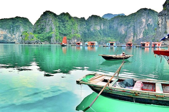 3-Day Cruise on Ha Long Bay With Kayaking, Swimming, Cooking Class,... - Exploring Sung Sot Cave