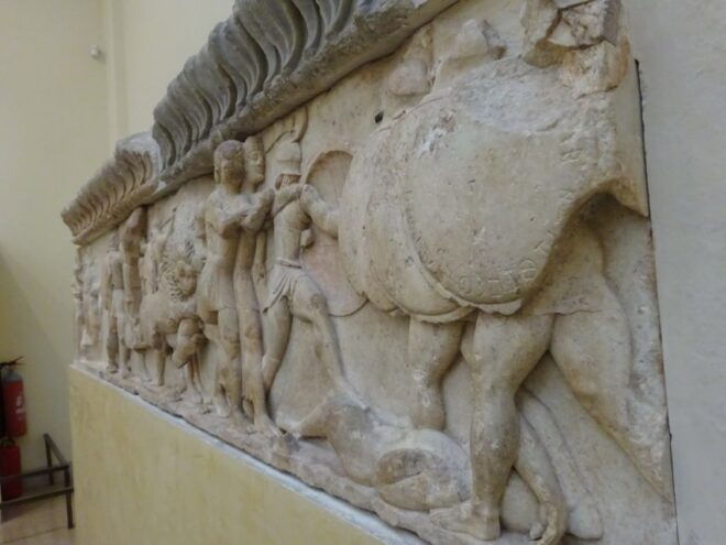 3-Day Delphi & Meteora Tour From Athens - Meteora Highlights