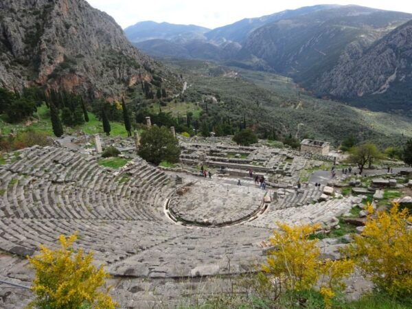 3-Day Delphi & Meteora Tour From Athens - Important Information for Participants